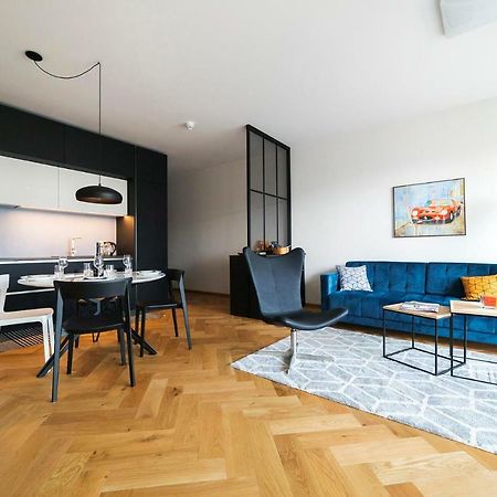 Modern Luxury Apartment In City Centre تالين المظهر الخارجي الصورة